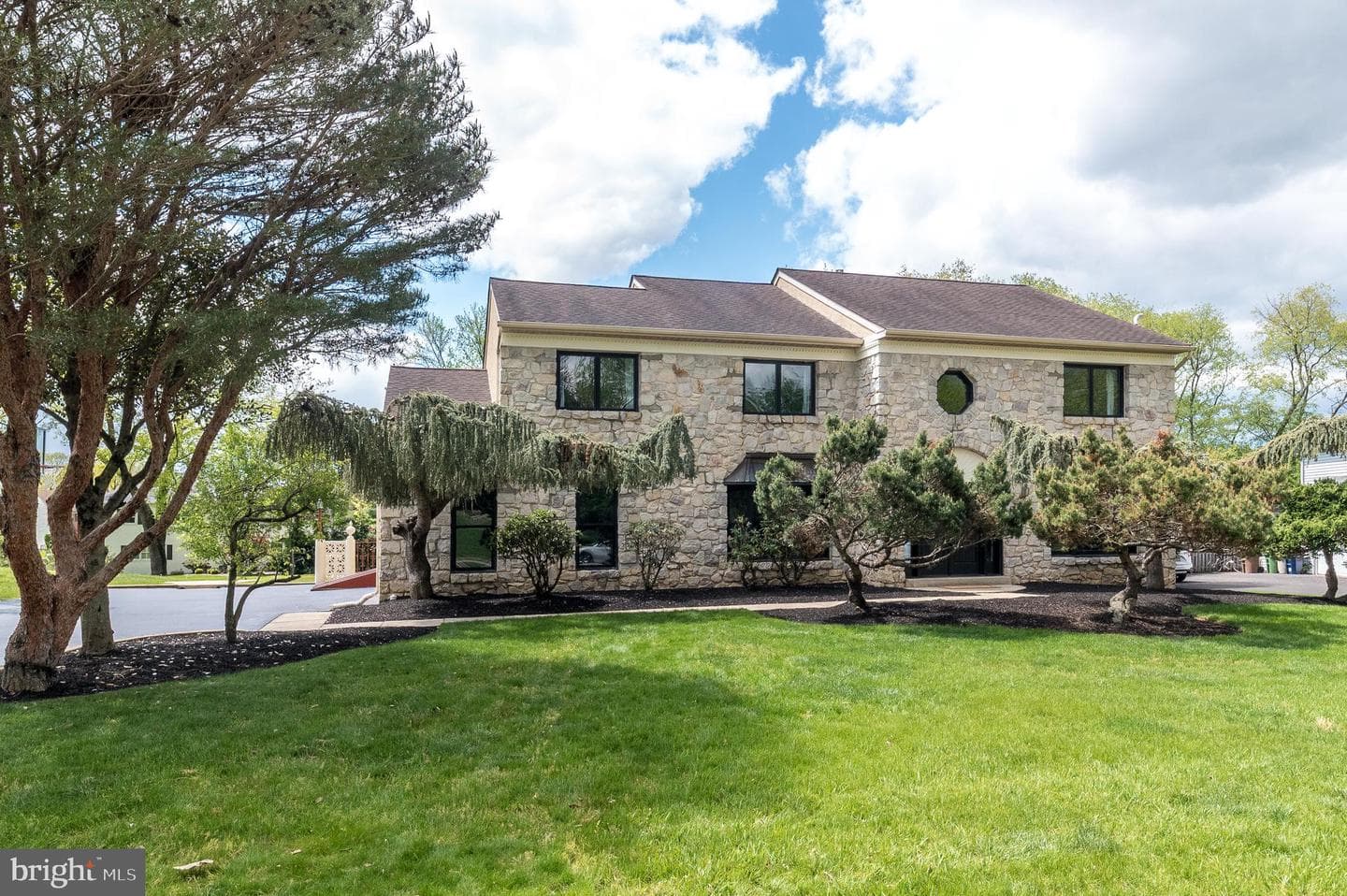 1608 Brittany Drive photo 1