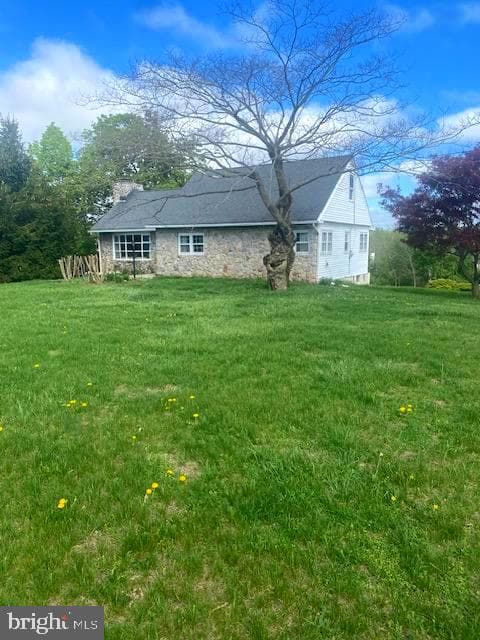 1070 Main Street, Linfield