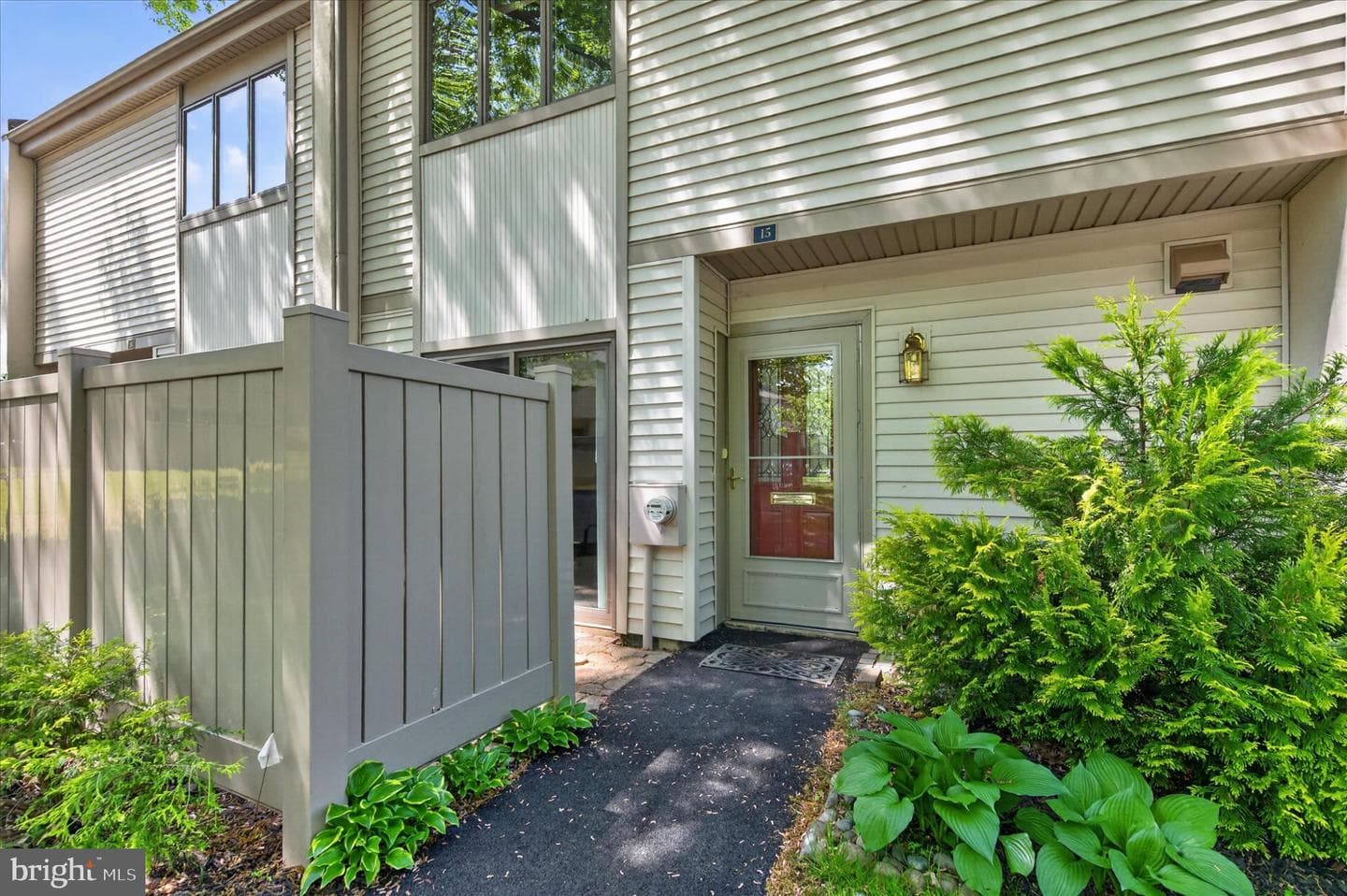 15 Twin Brooks Drive