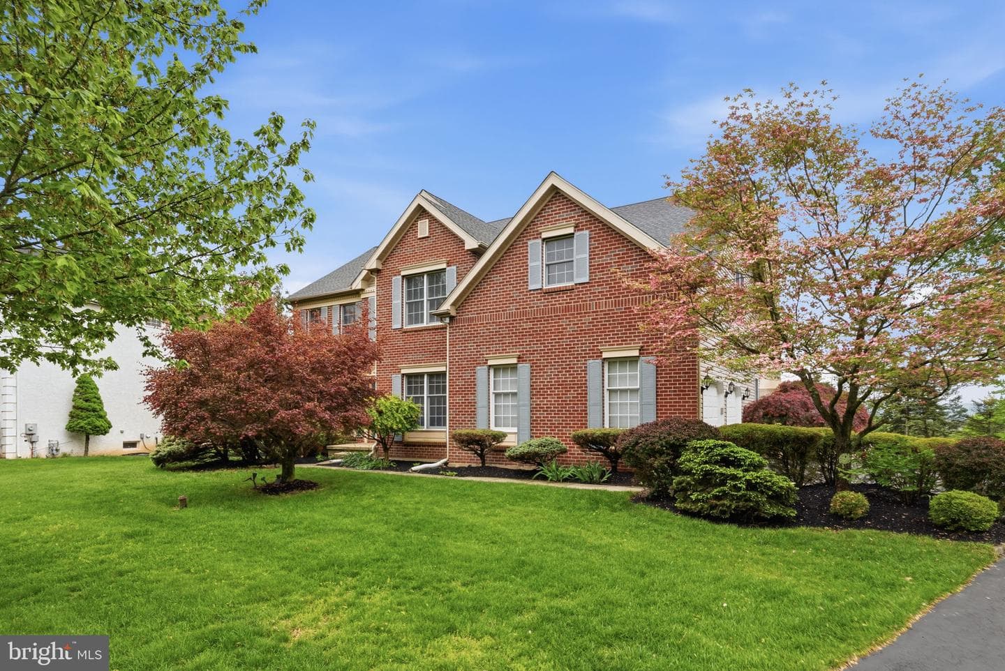 2806 Nighthawk Circle