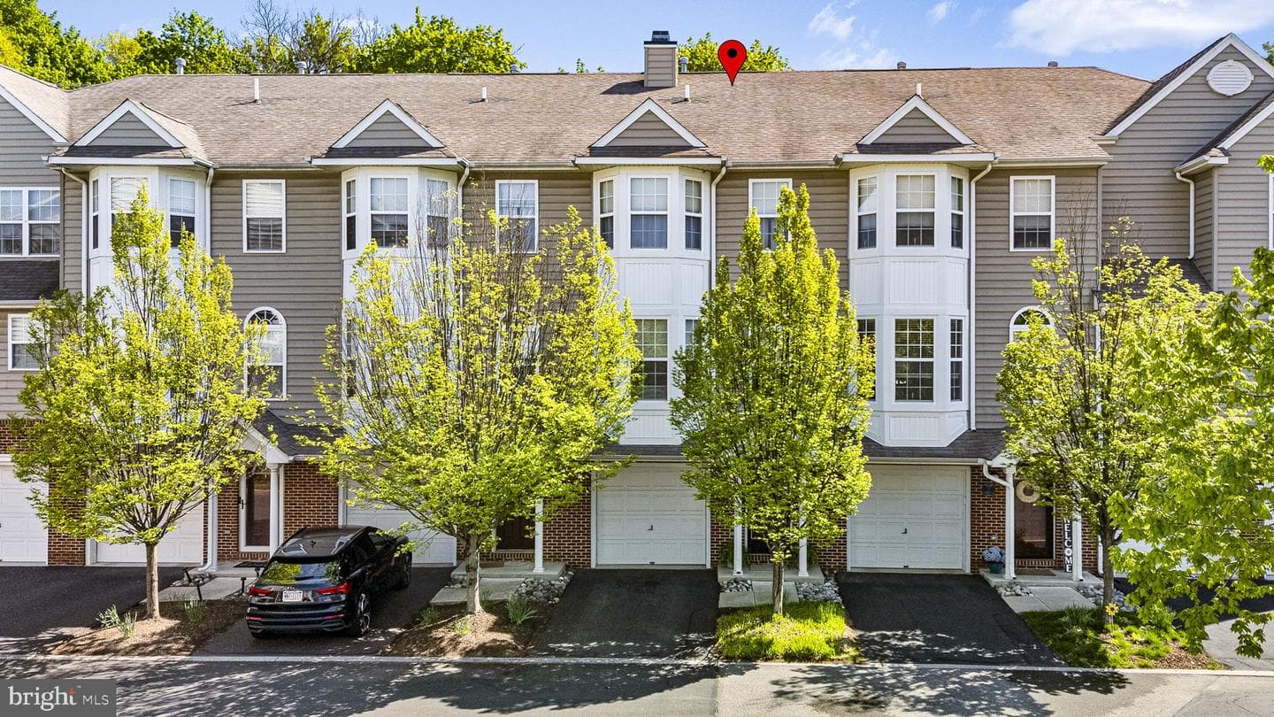 16 Cameron Court photo 1