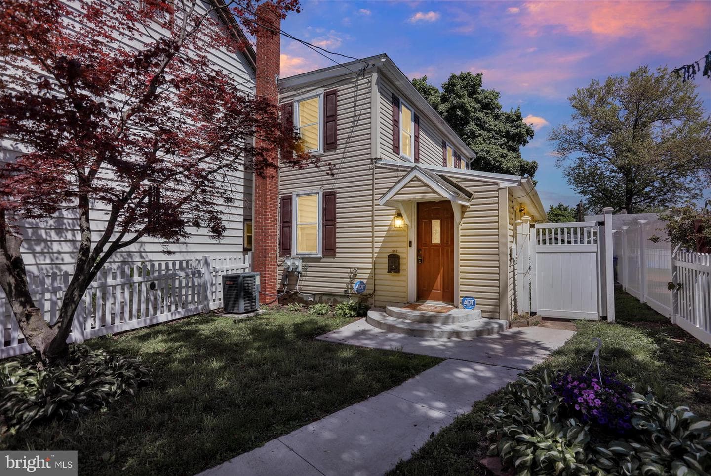 207 West Street photo 1