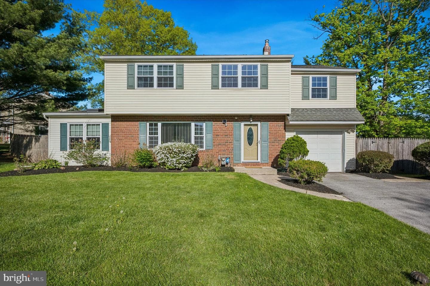 3002 Meredith Lane