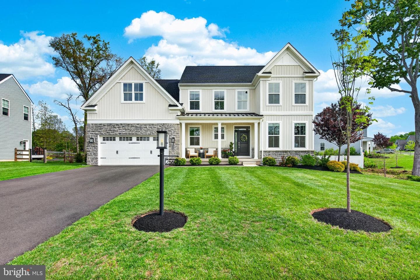 2560 Holly Ln, Hatfield