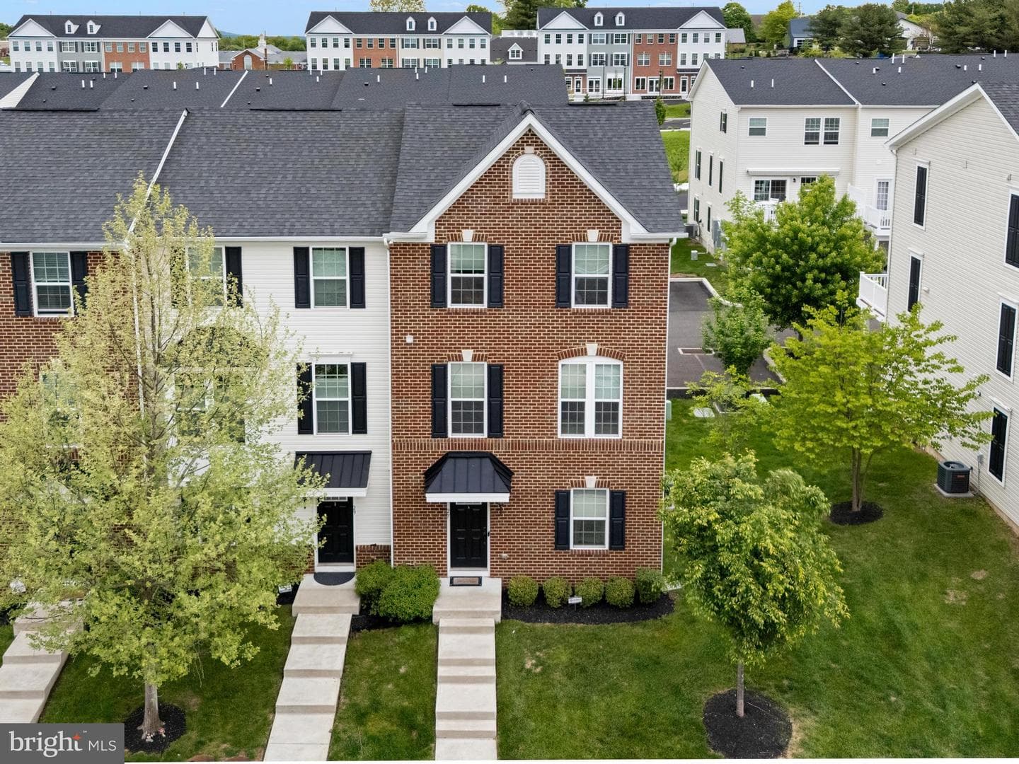 27 N School Lane #7