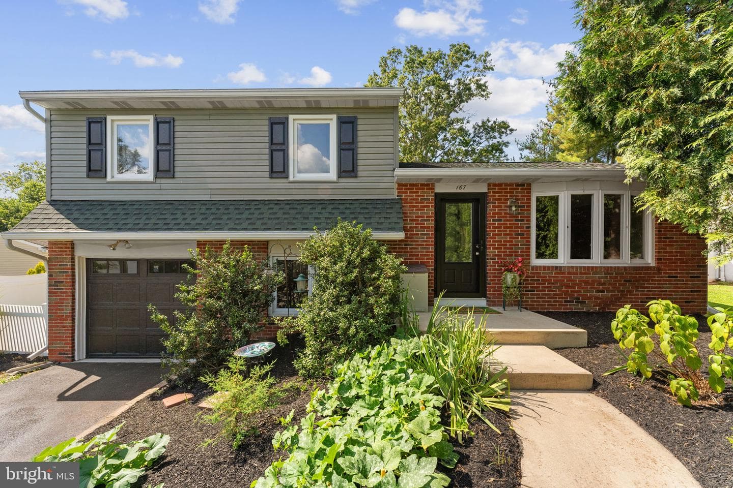 167 Meadowland Drive photo 1
