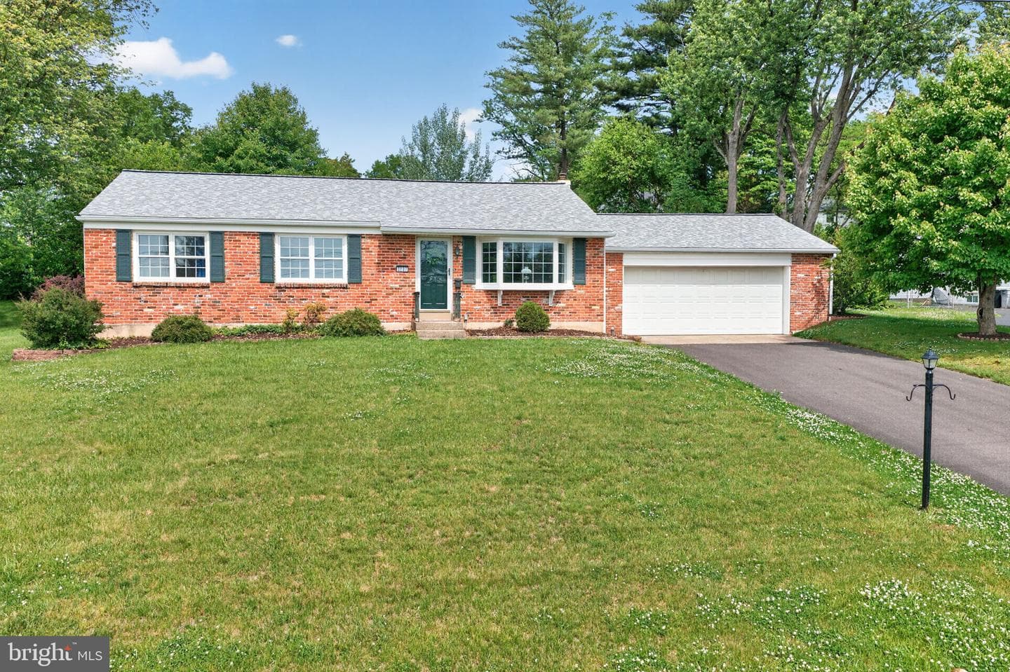 3207 Sharon Lane