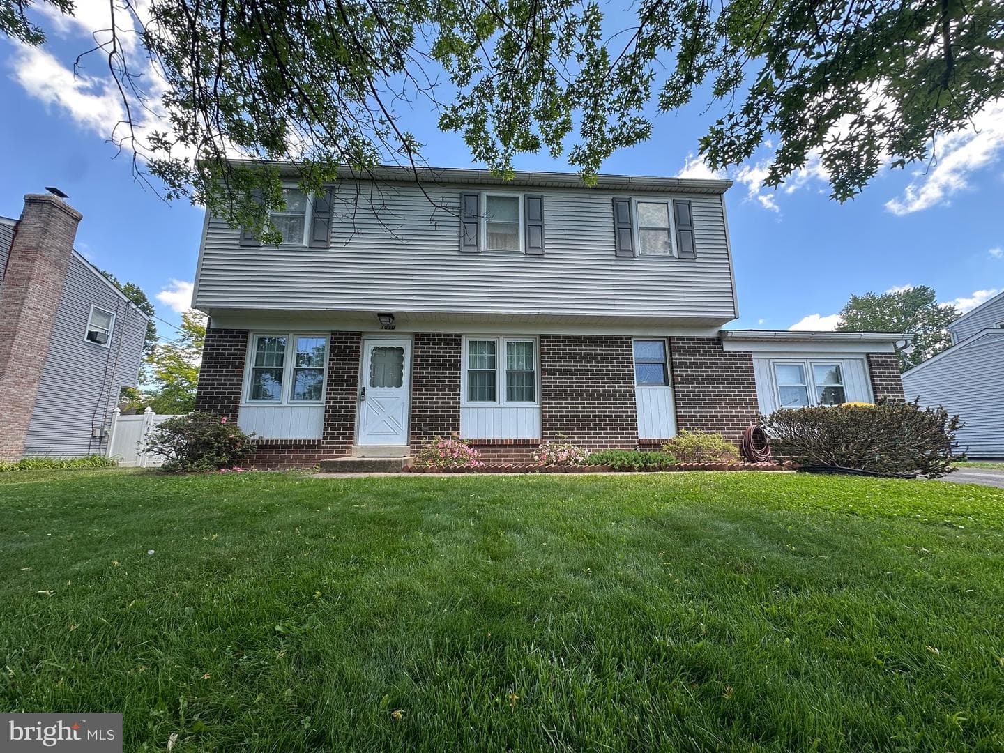 1010 Lake Lane