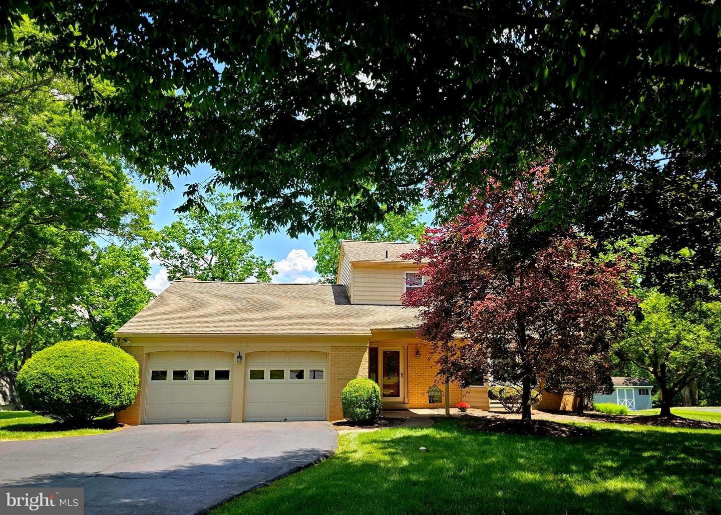 214 Brookside Circle