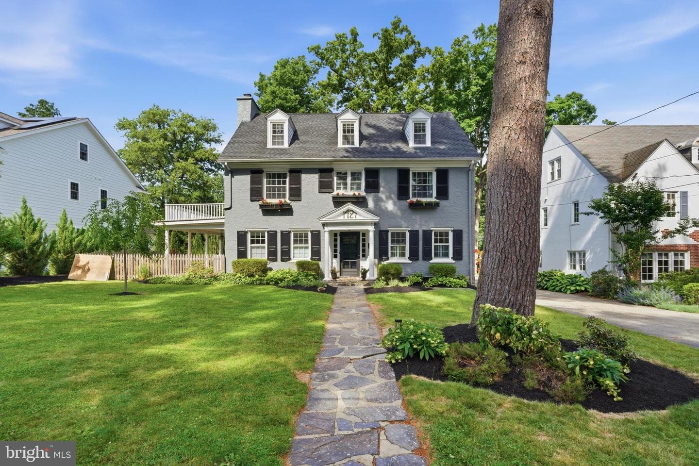 1427 Orchard Way