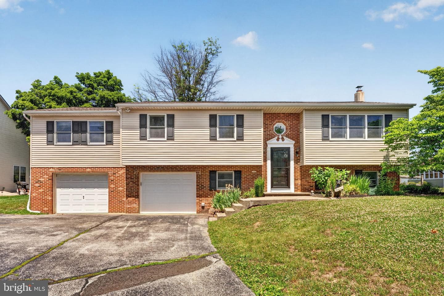 2519 Jane Ln.