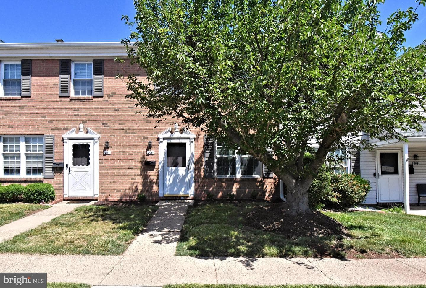 306 Christopher Court