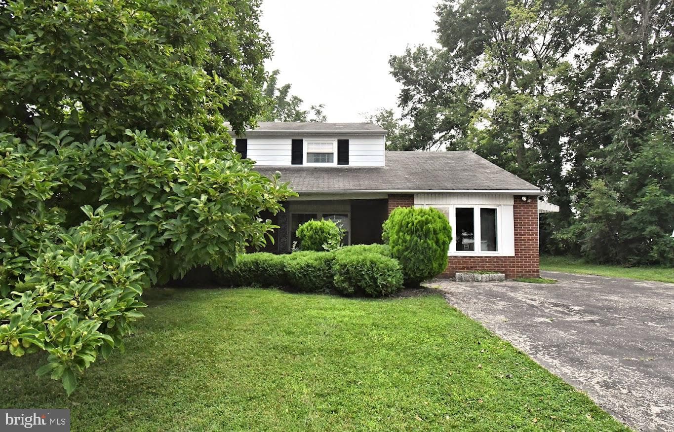 495 Regimental Road