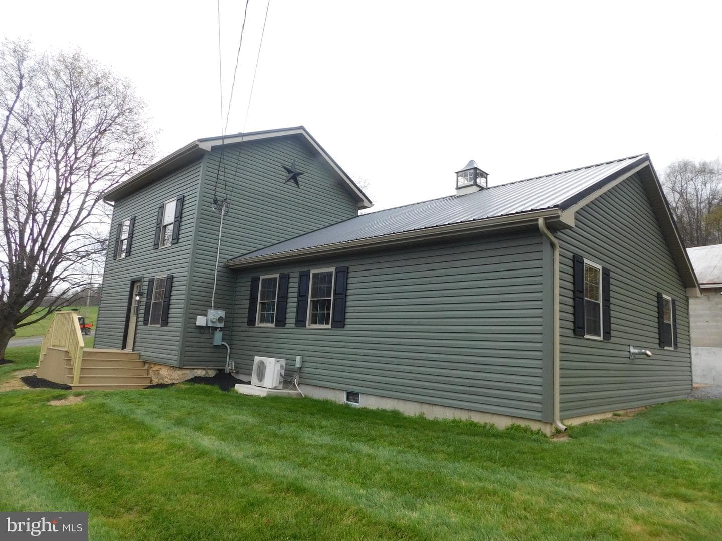 700 Whiskey Road, McClure
