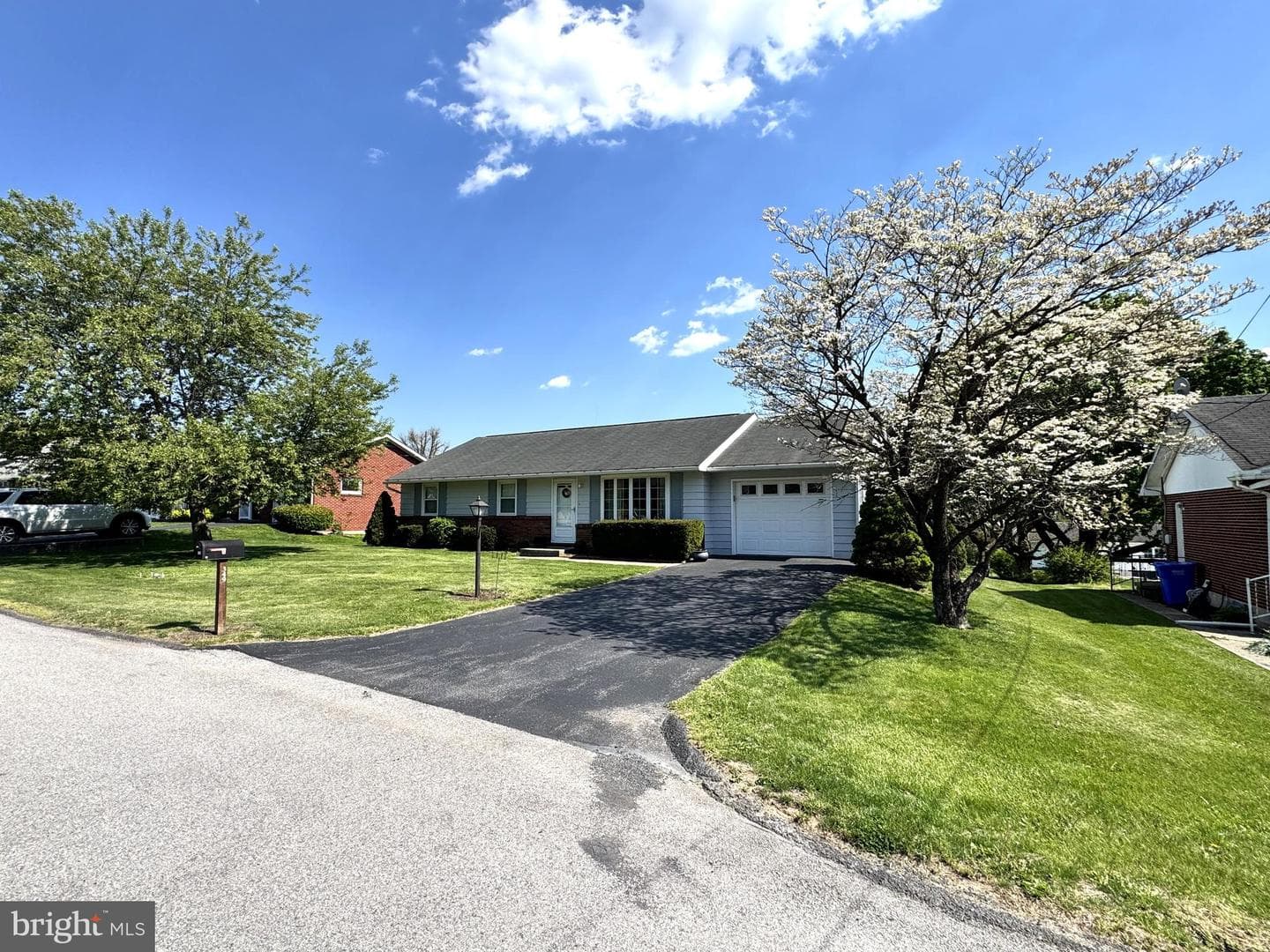 349 Holiday Lane