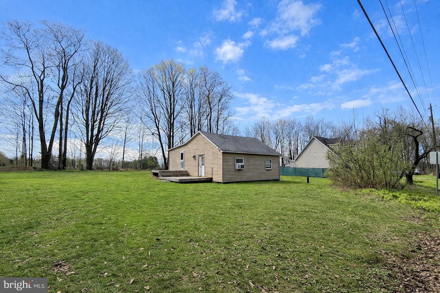 4574 Highland Road photo 1
