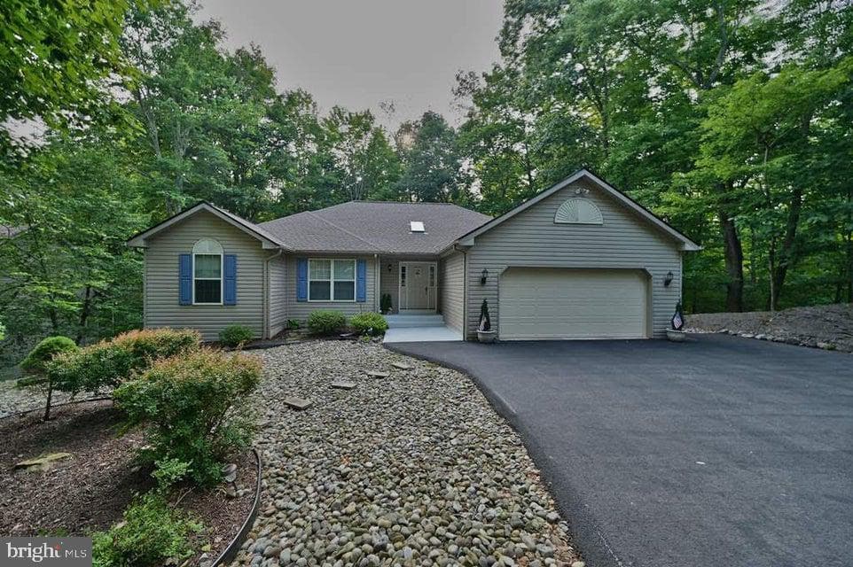 3115 Sparrow Court photo 1