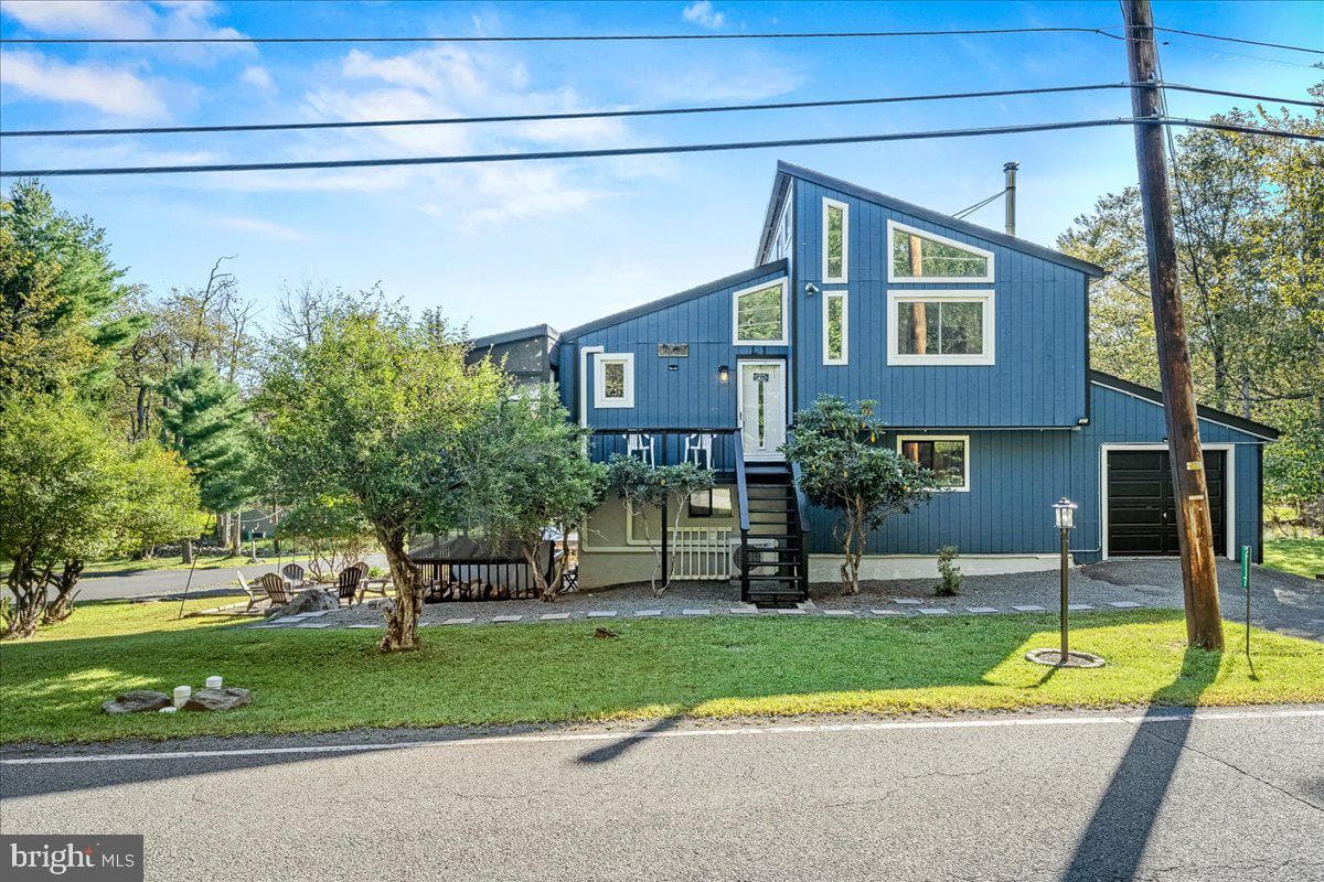 2117 Rosemont Drive photo 1