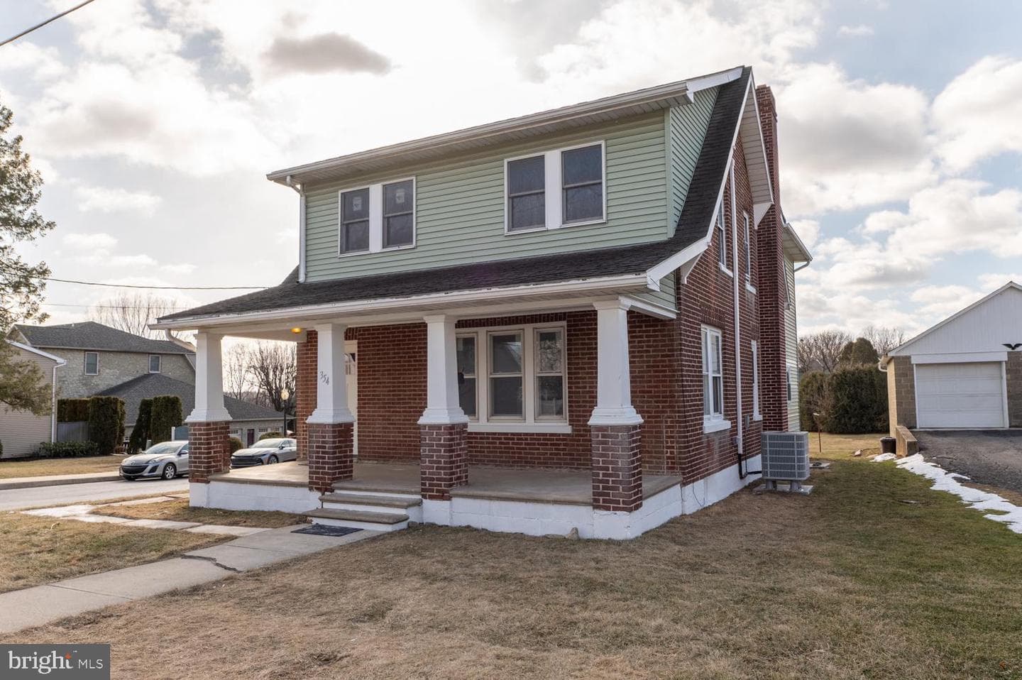 354 E Prospect Street photo 1