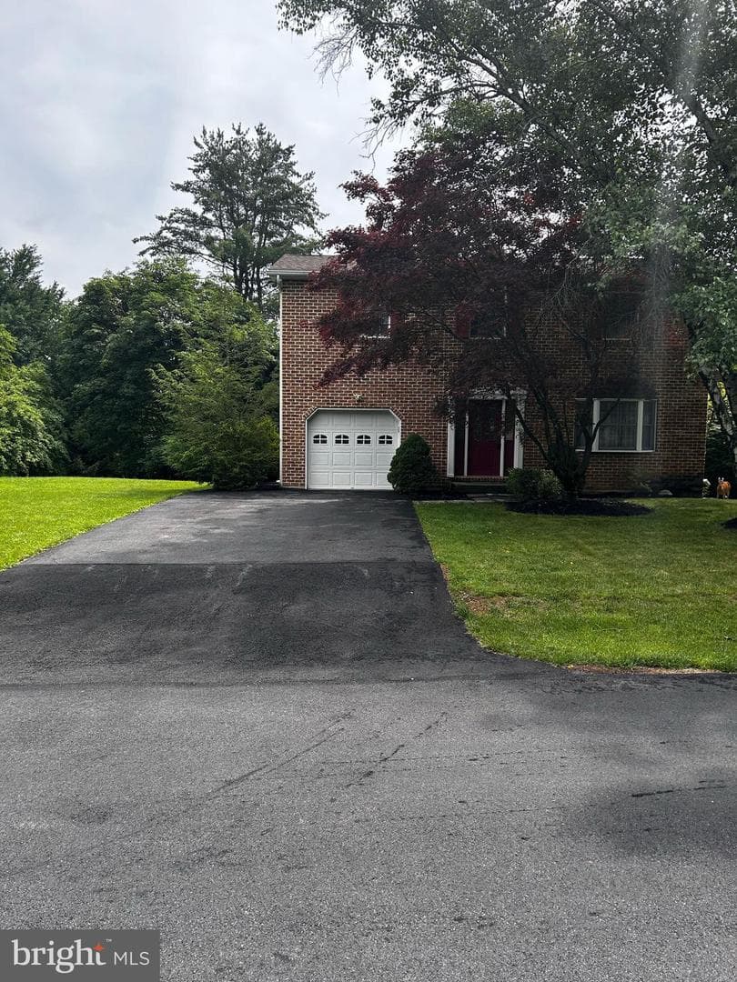 2071 Pleasant Drive photo 1