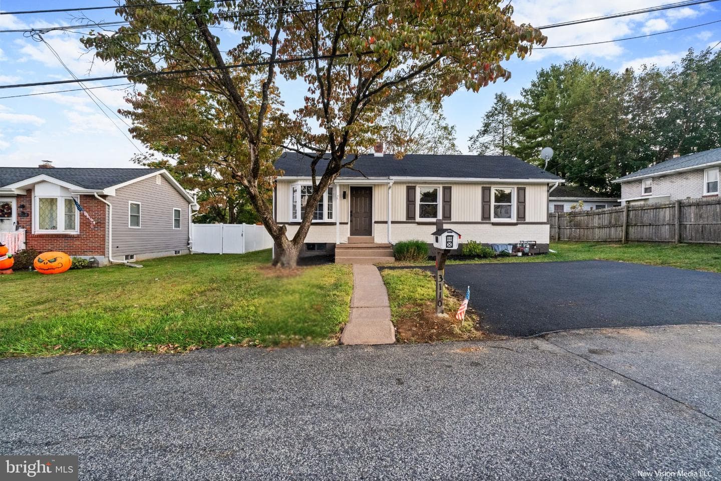 3110 Jefferson Street photo 1