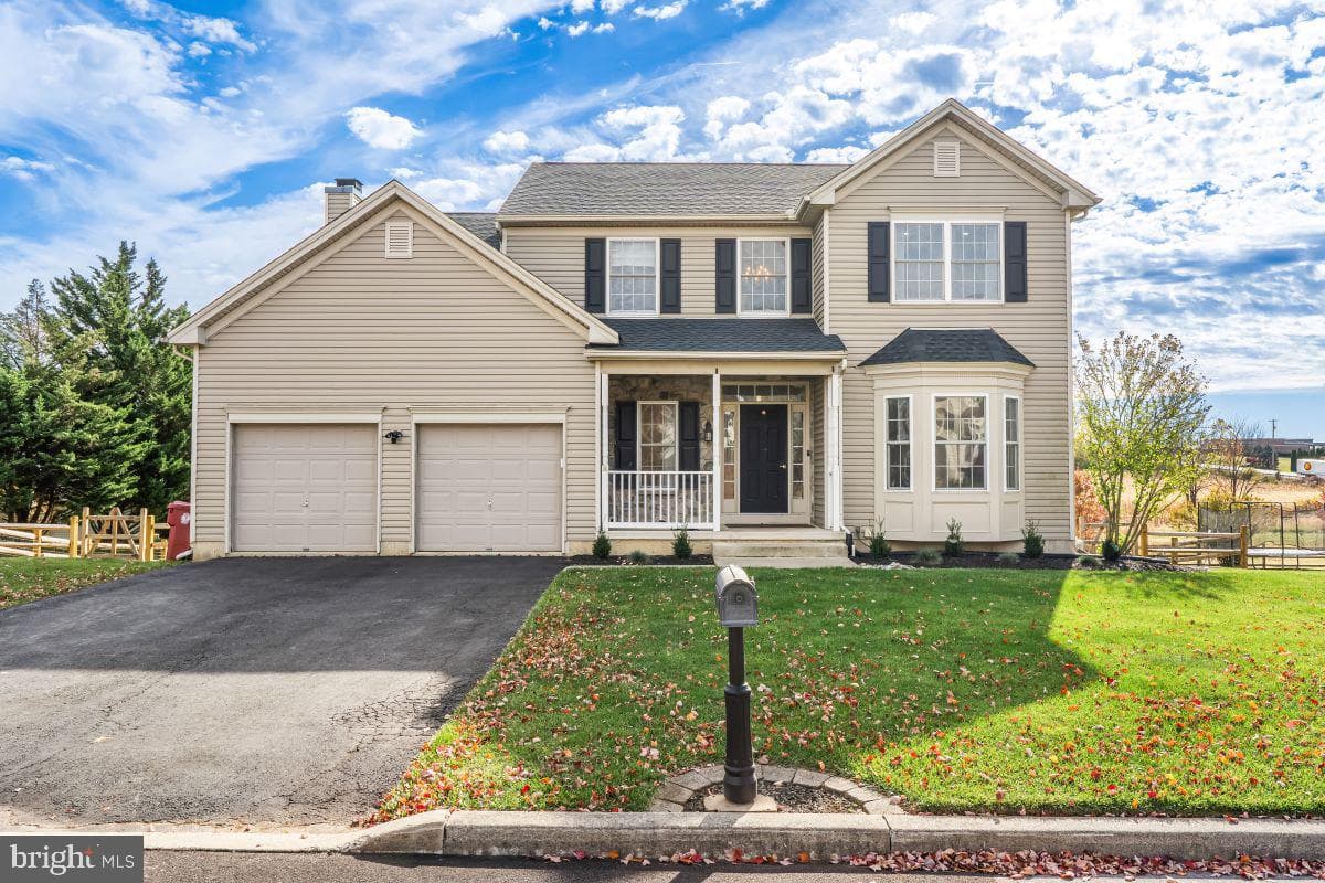4128 Foxwood Circle photo 1