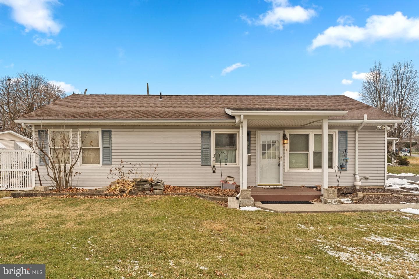 49 Seyfried Avenue photo 1