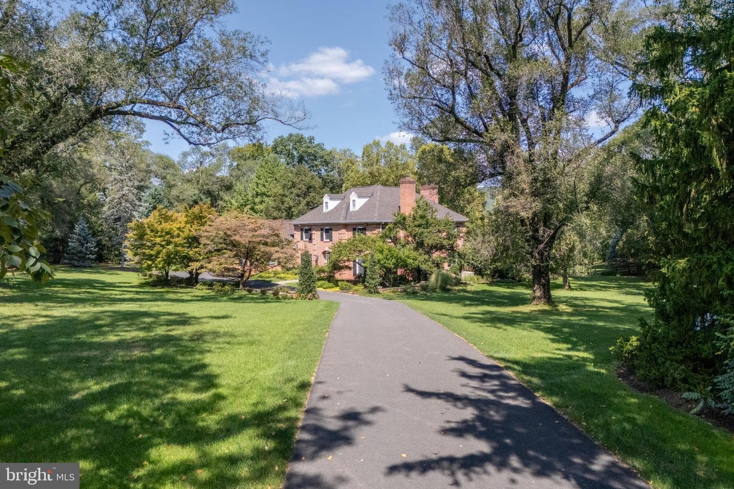 1593 Saucon Valley Road