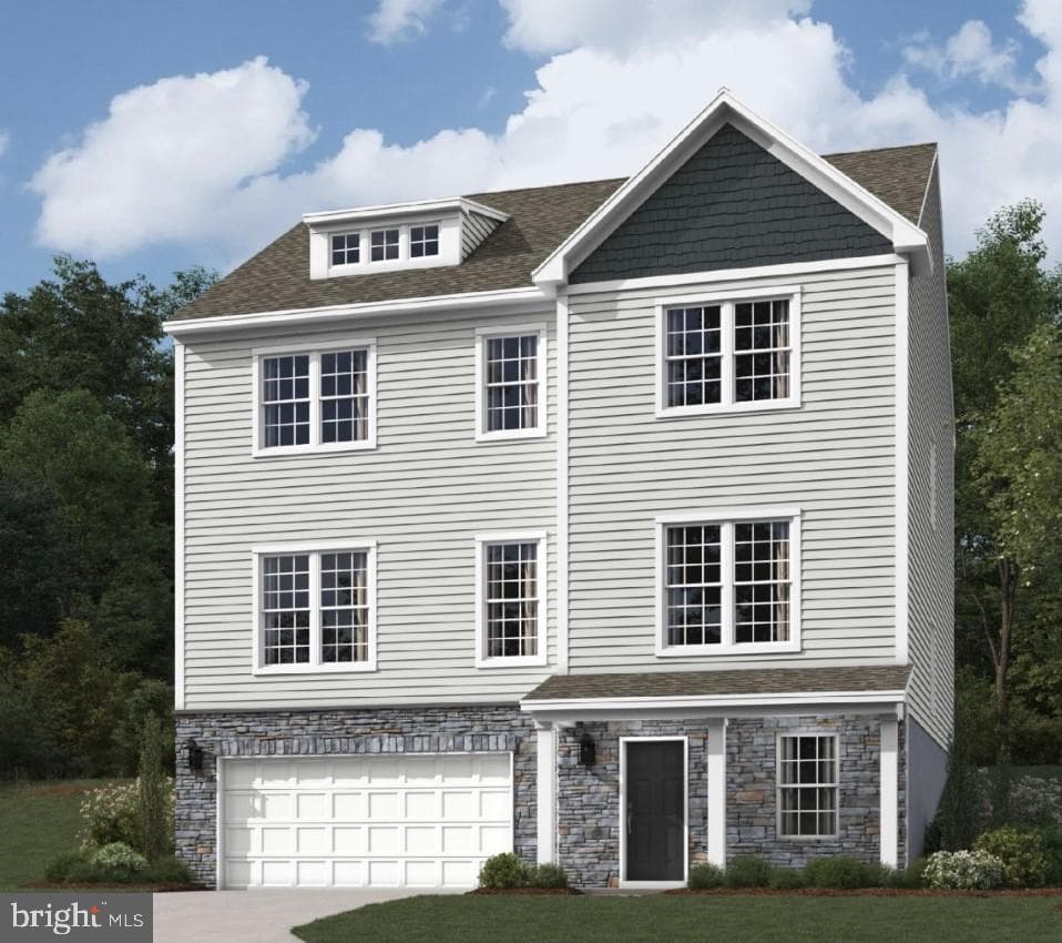 122 Winding Road