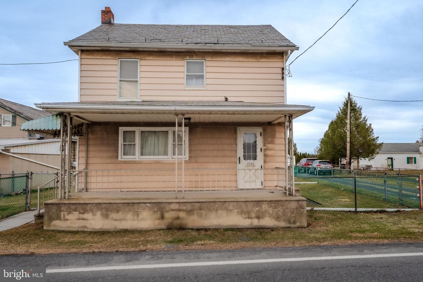 1358 Blue Mountain Drive photo 1