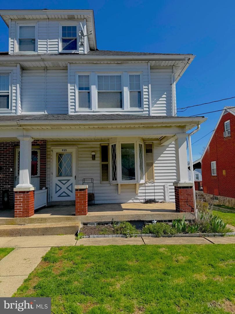 935 Easton Road