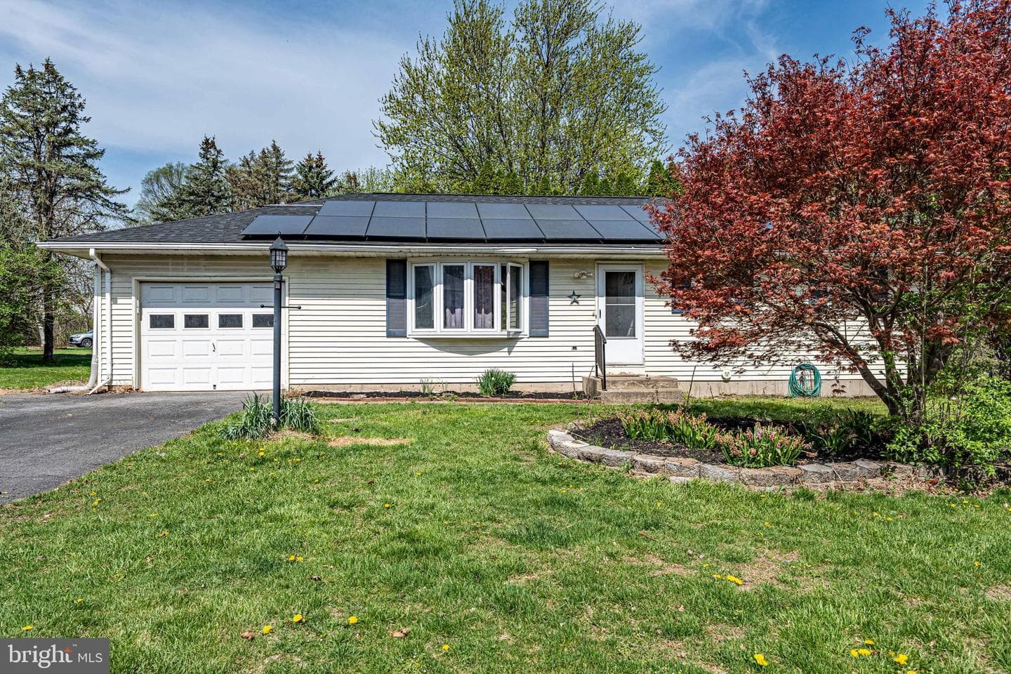 8 Babbling Brook Road photo 1