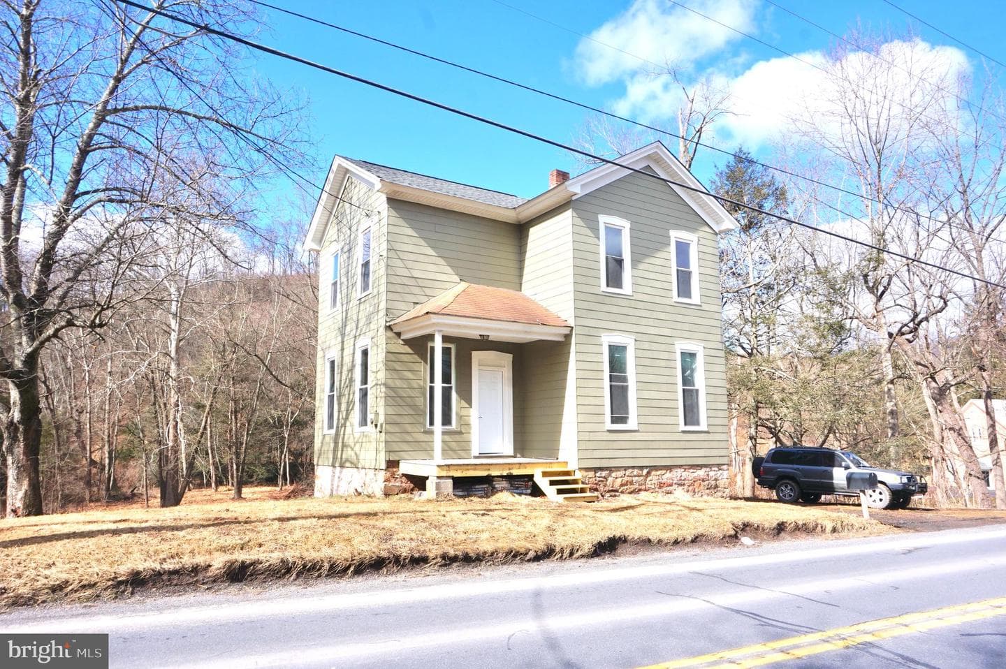 4185 Route 225 photo 1