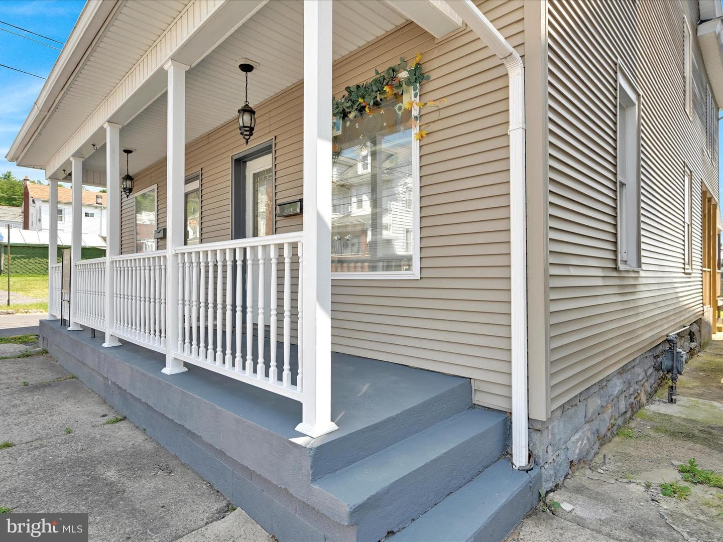 117 - 119 N Oak Street photo 1