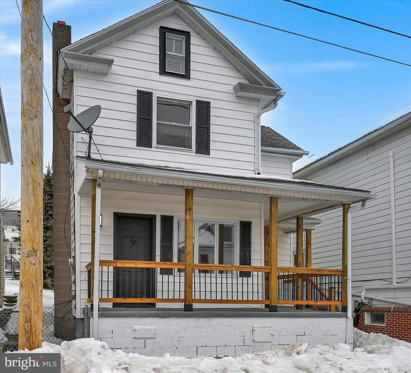 317 E Melrose Street photo 1
