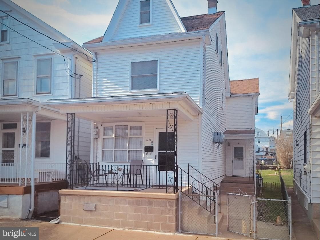 1140 Poplar Street
