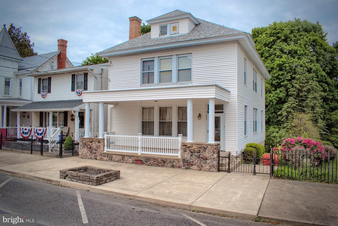 409 West Avenue