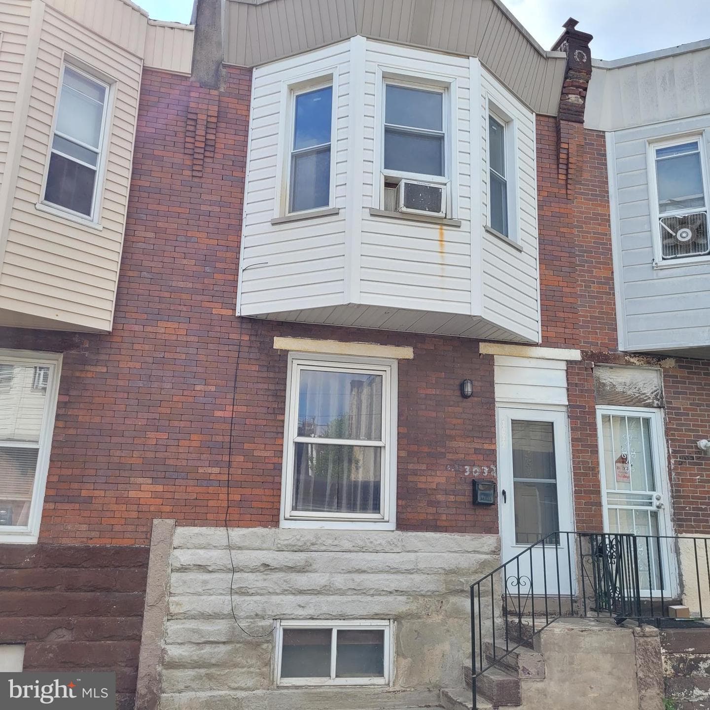 3032 Arbor Street photo 1