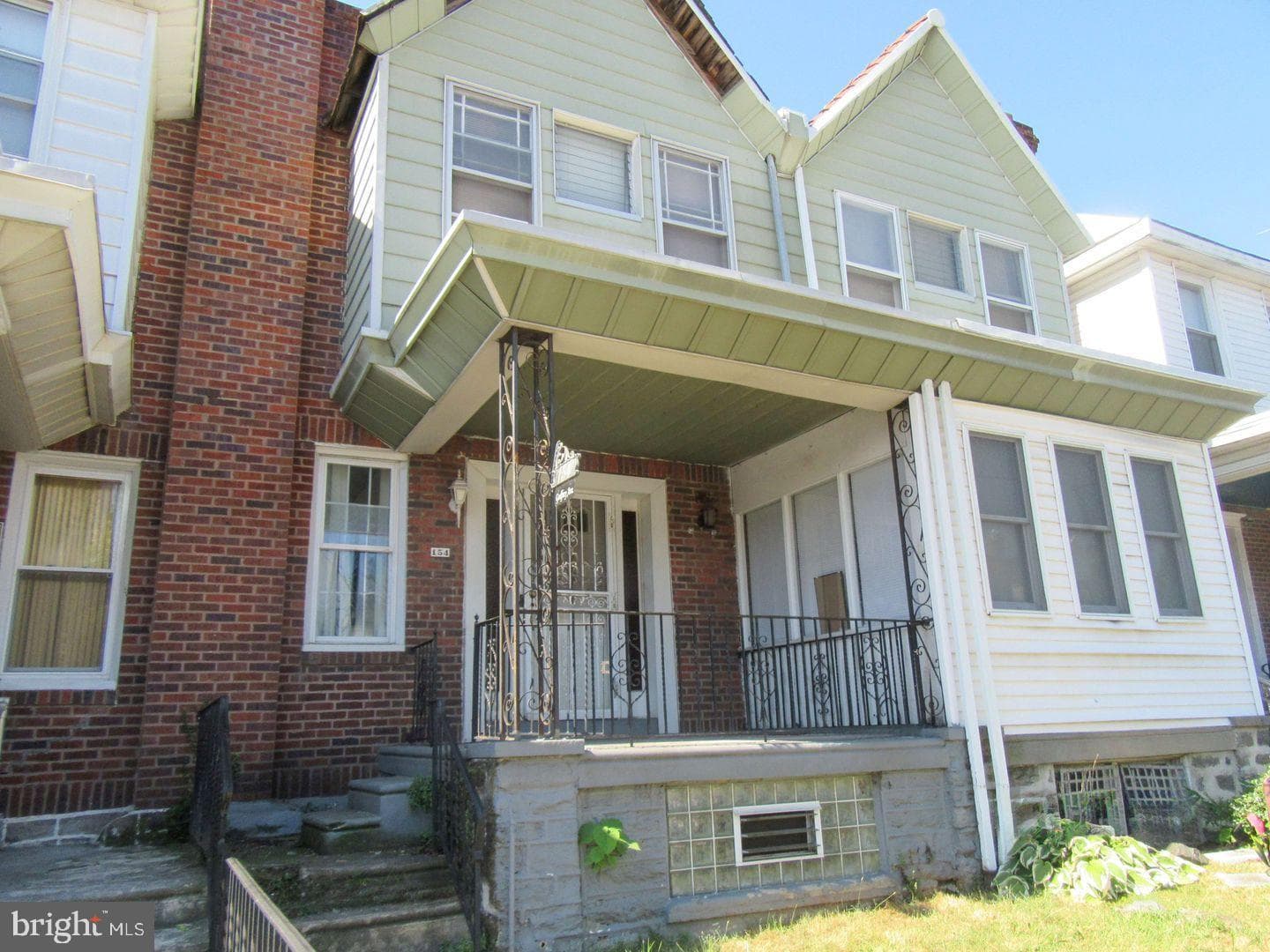 154 W Godfrey Avenue photo 1