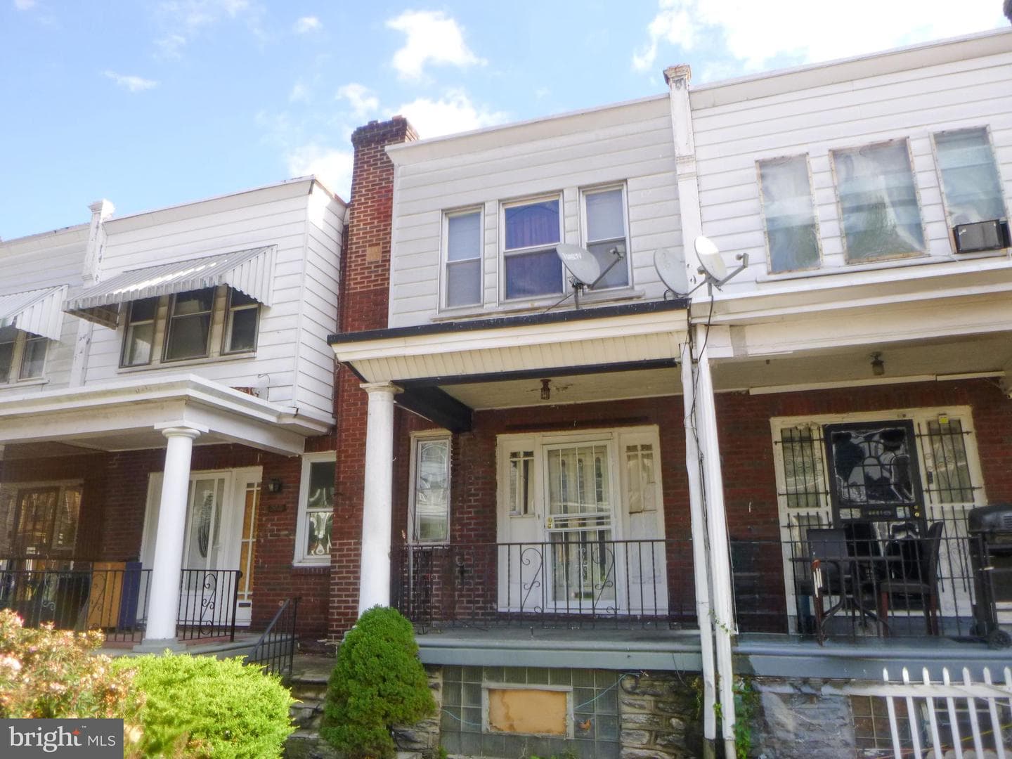 5933 N Franklin Street photo 1