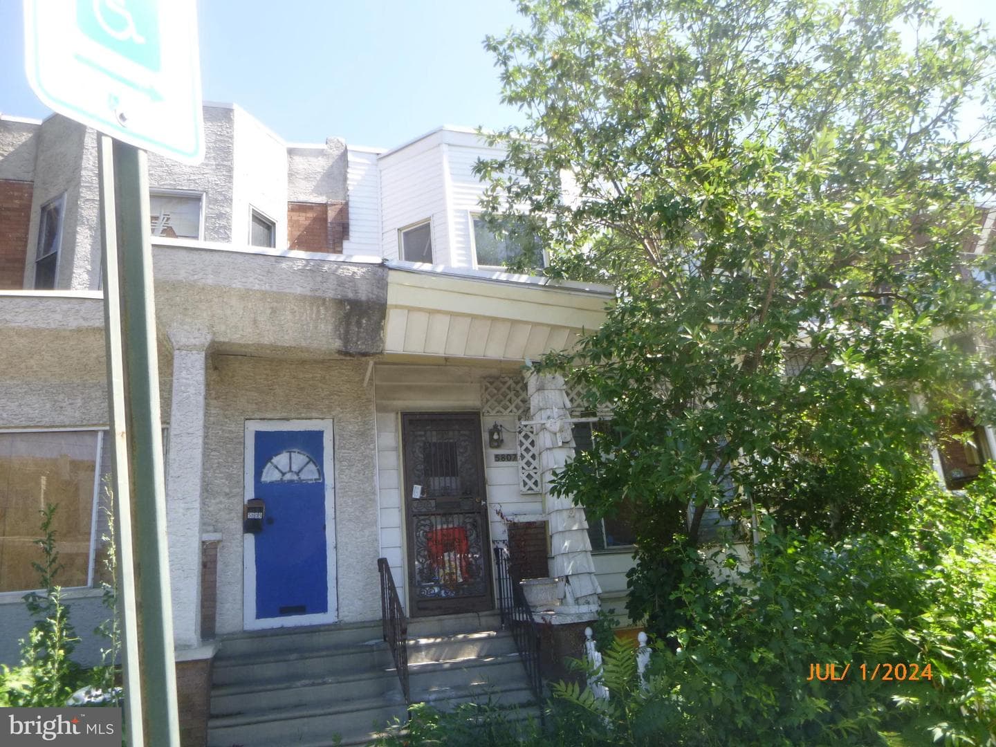 5807 Spruce Street photo 1