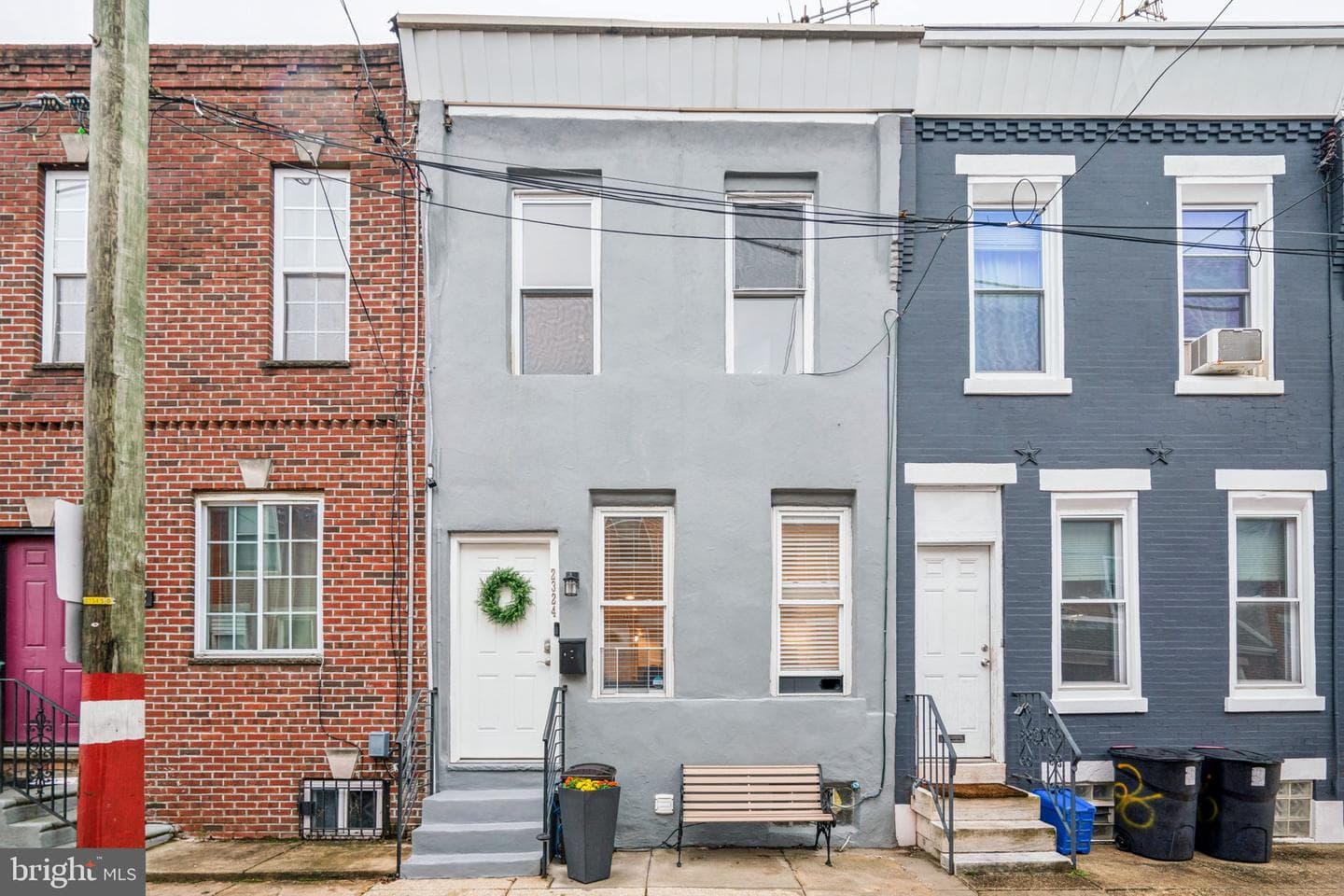 2324 Greenwich Street photo 1