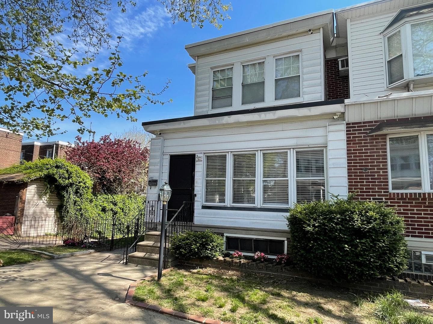 7039 Walker Street photo 1