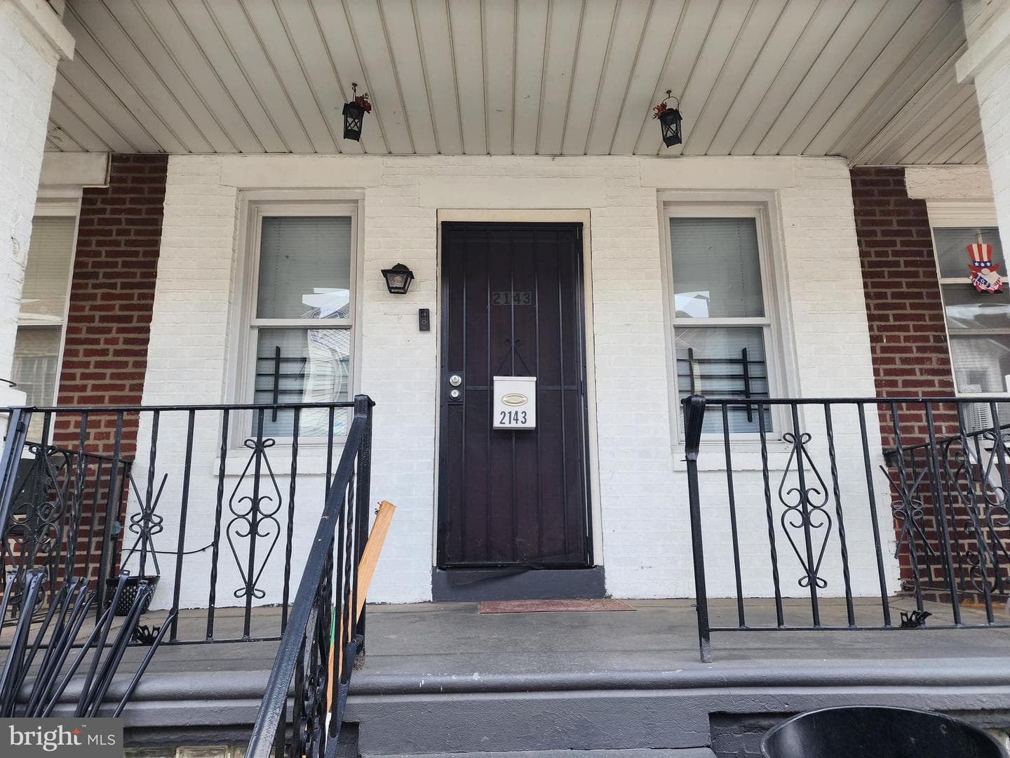 2143 Anchor Street photo 1
