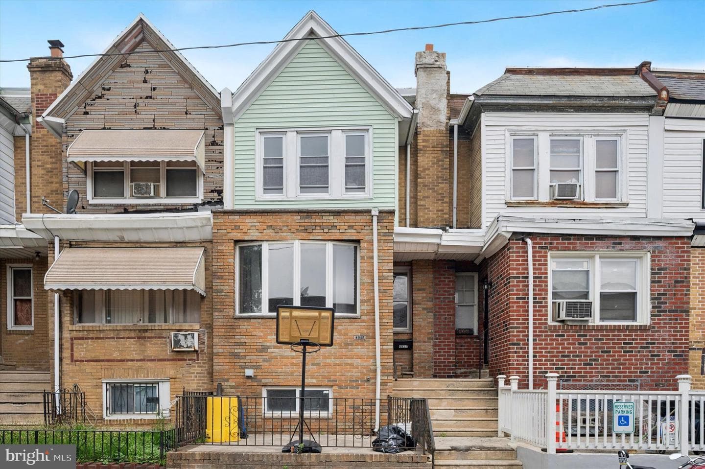 6927 Theodore Street photo 1