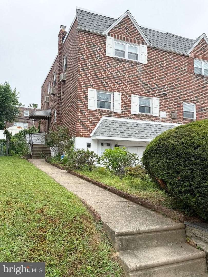 7311 Valley Avenue photo 1