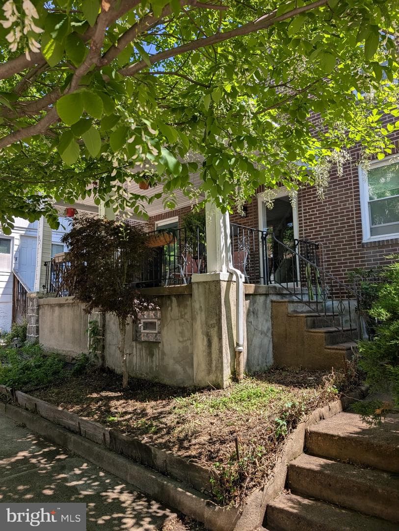 919 Edgemore Road photo 1