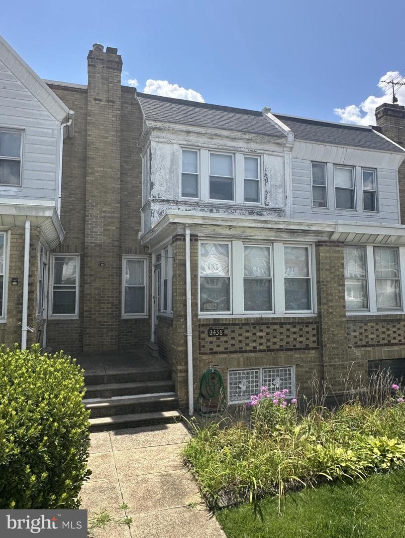 3438 Saint Vincent Street photo 1