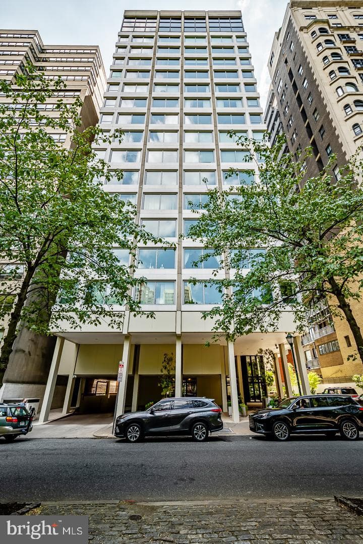 1820 Rittenhouse Square #1601 photo 1