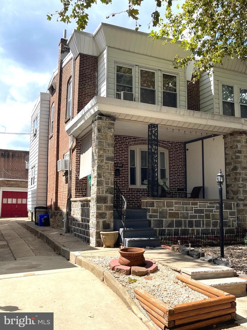 4306 Disston Street photo 1